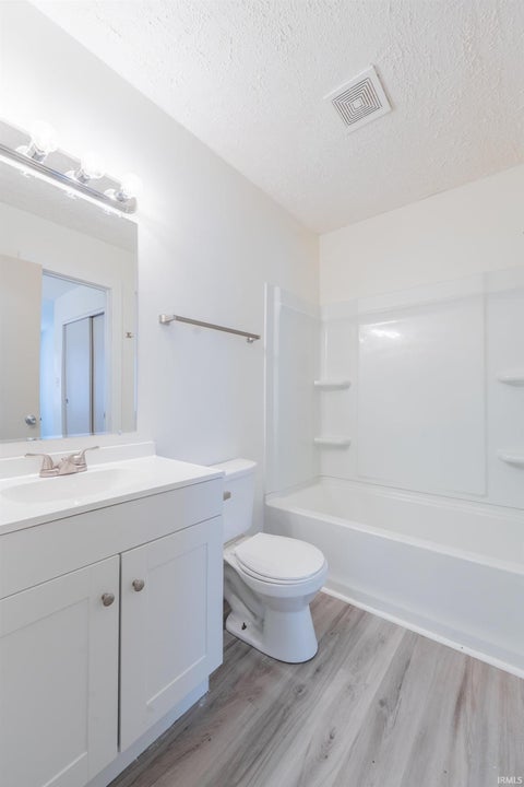 Tiny photo for 563 E Graham Place, Bloomington, IN 47401 (MLS # 202626695)