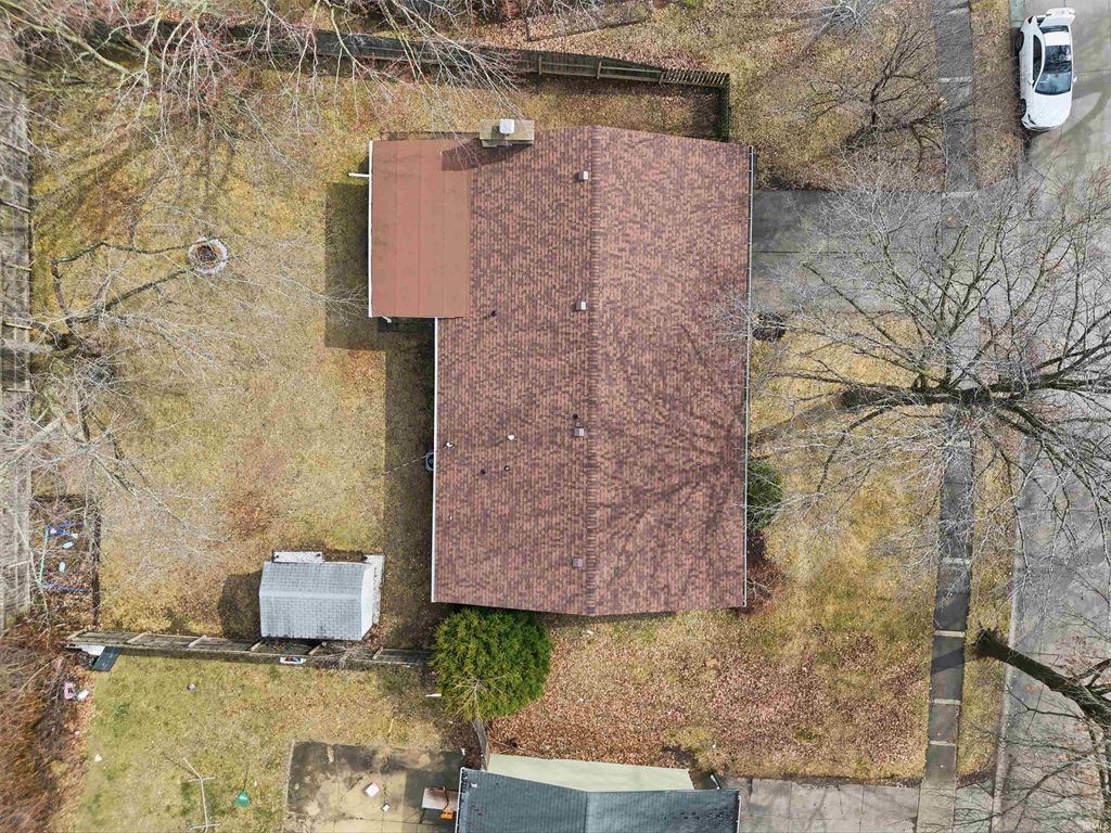 Photo of 940 Hollyhill Drive, Fort Wayne, IN 46819 (MLS # 202607363)