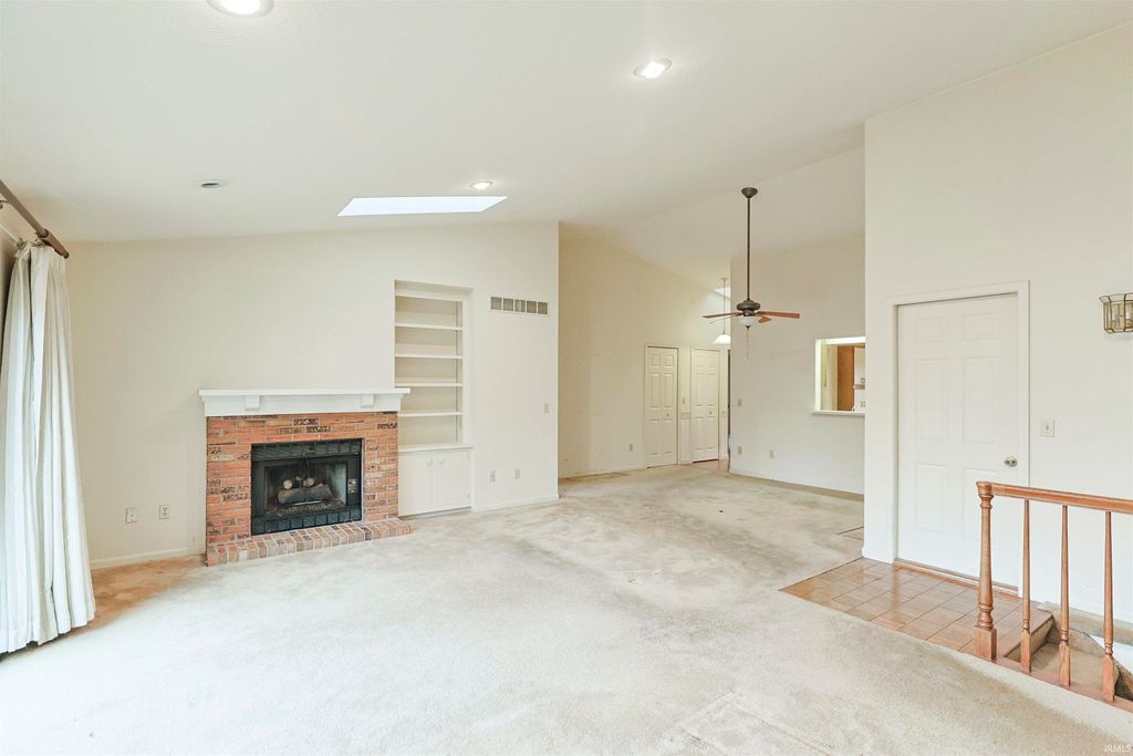 Photo of 626 Rivers Edge Court, Mishawaka, IN 46544 (MLS # 202601029)