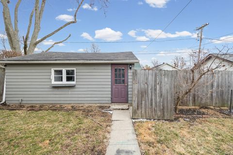 Tiny photo for 621 S 26th Street, Lafayette, IN 47904 (MLS # 202607087)
