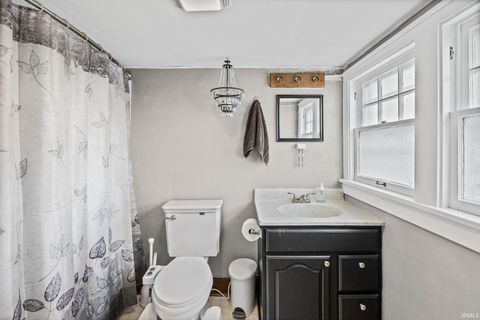 Tiny photo for 621 S 26th Street, Lafayette, IN 47904 (MLS # 202607087)