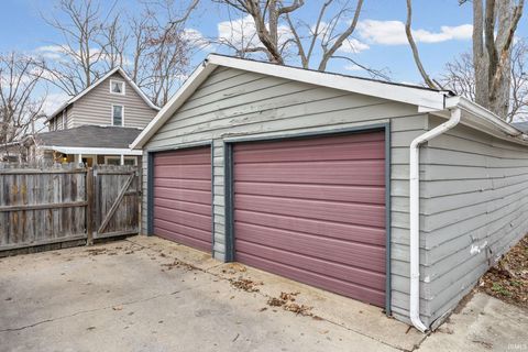Tiny photo for 621 S 26th Street, Lafayette, IN 47904 (MLS # 202607087)
