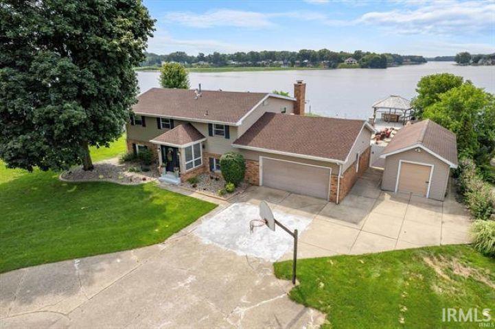 Photo of 56411 Eastvue Drive, Osceola, IN 46561 (MLS # 202631625)