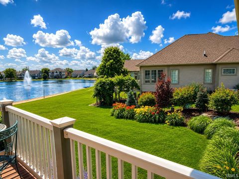 Tiny photo for 6641 Dockside Drive, South Bend, IN 46628 (MLS # 202618422)