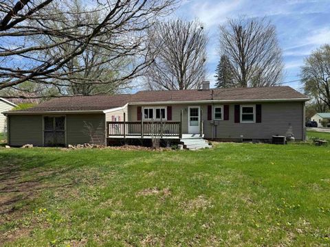 Tiny photo for 730 Sweetgum Road, Rochester, IN 46975 (MLS # 202612980)