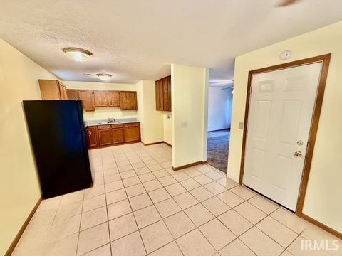 Tiny photo for 609 Briar Court, Kokomo, IN 46902 (MLS # 202541068)