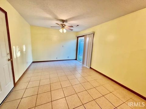 Tiny photo for 609 Briar Court, Kokomo, IN 46902 (MLS # 202541068)