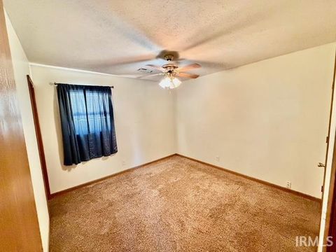 Tiny photo for 609 Briar Court, Kokomo, IN 46902 (MLS # 202541068)