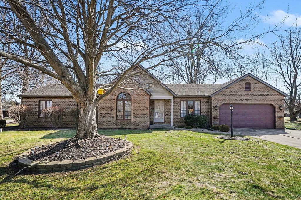 Photo of 22136 Bee Court, South Bend, IN 46628 (MLS # 202608748)