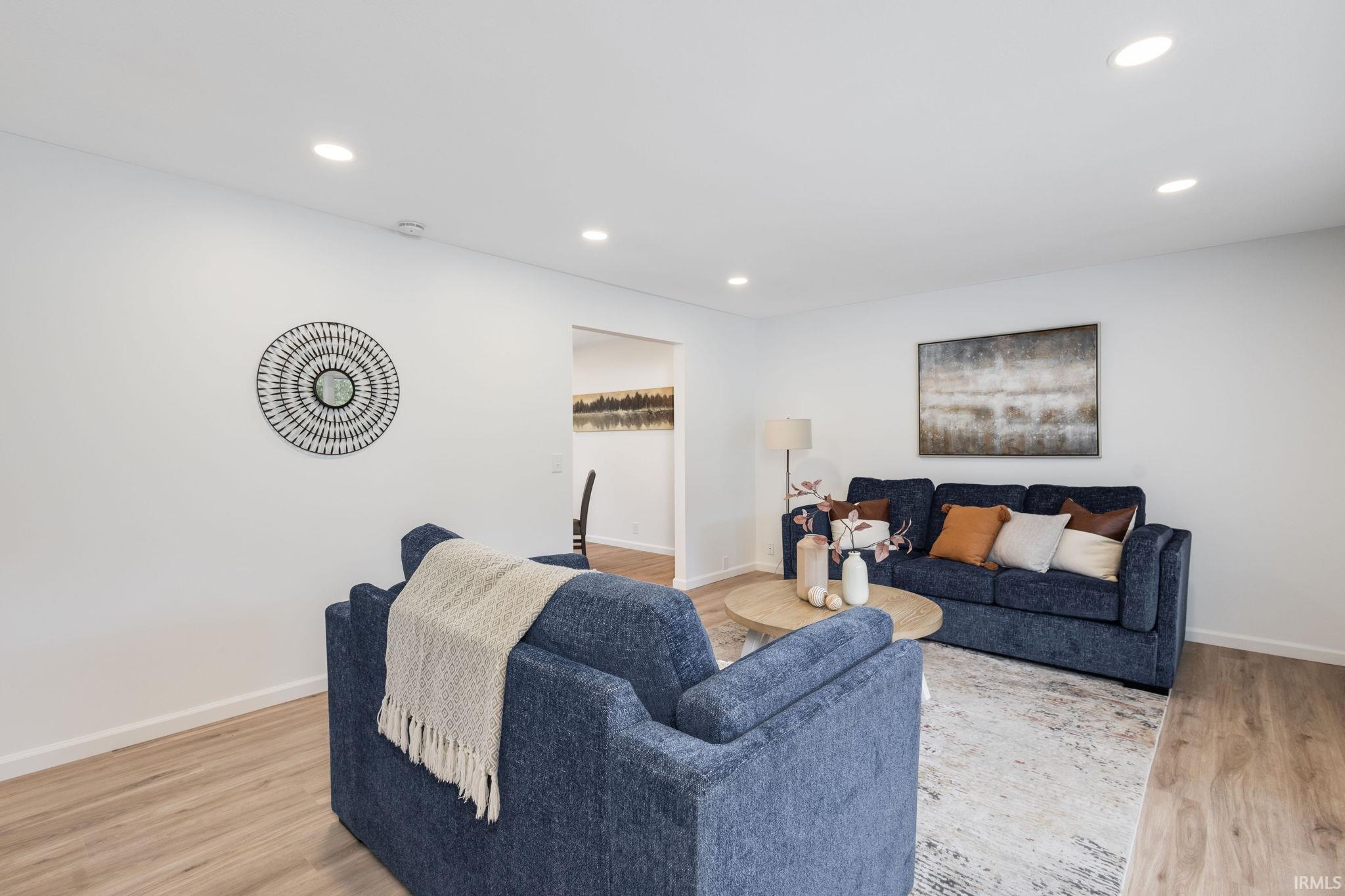 Elkhart, Indiana 46516, United States, 4 Bedrooms Bedrooms, ,3 BathroomsBathrooms,Residential,Active,225825