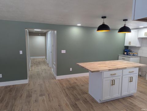 Tiny photo for 308 Bellevue Street, New Carlisle, IN 46552 (MLS # 202604849)