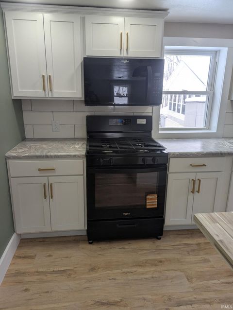 Tiny photo for 308 Bellevue Street, New Carlisle, IN 46552 (MLS # 202604849)