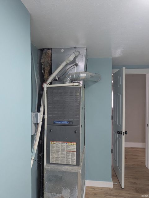 Tiny photo for 308 Bellevue Street, New Carlisle, IN 46552 (MLS # 202604849)