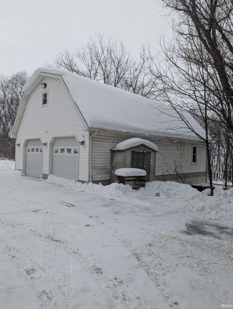 Tiny photo for 308 Bellevue Street, New Carlisle, IN 46552 (MLS # 202604849)