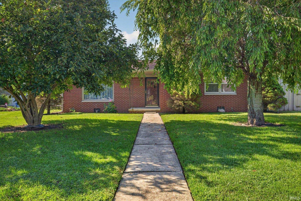 Photo of 107 E Mill Street, Brooklyn, IN 47611 (MLS # 202636755)