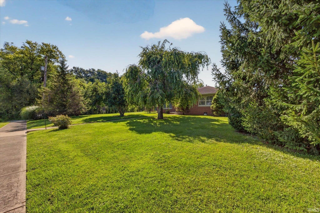 Photo of 107 E Mill Street, Brooklyn, IN 47611 (MLS # 202636755)
