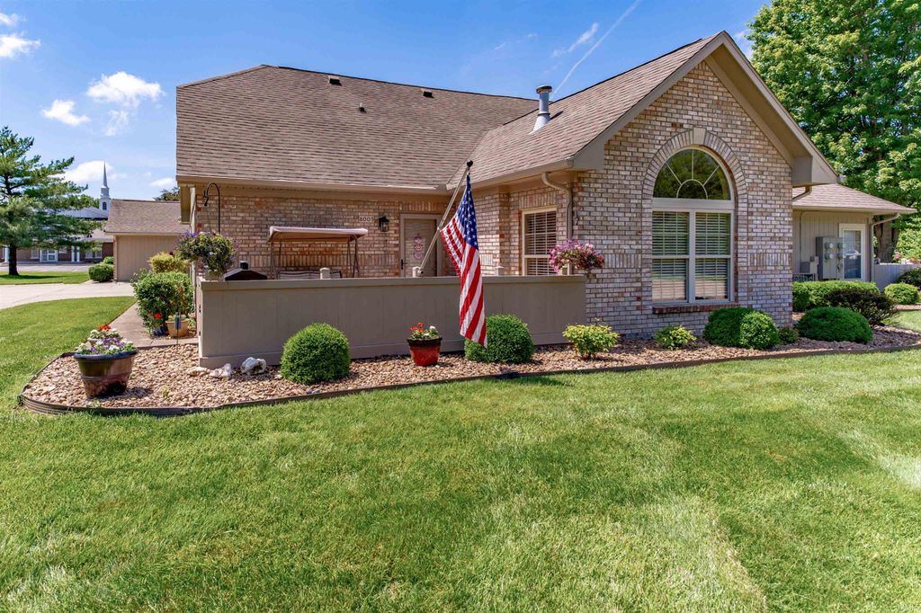 Photo of 8005 River Park Way, Evansville, IN 47715 (MLS # 202620720)