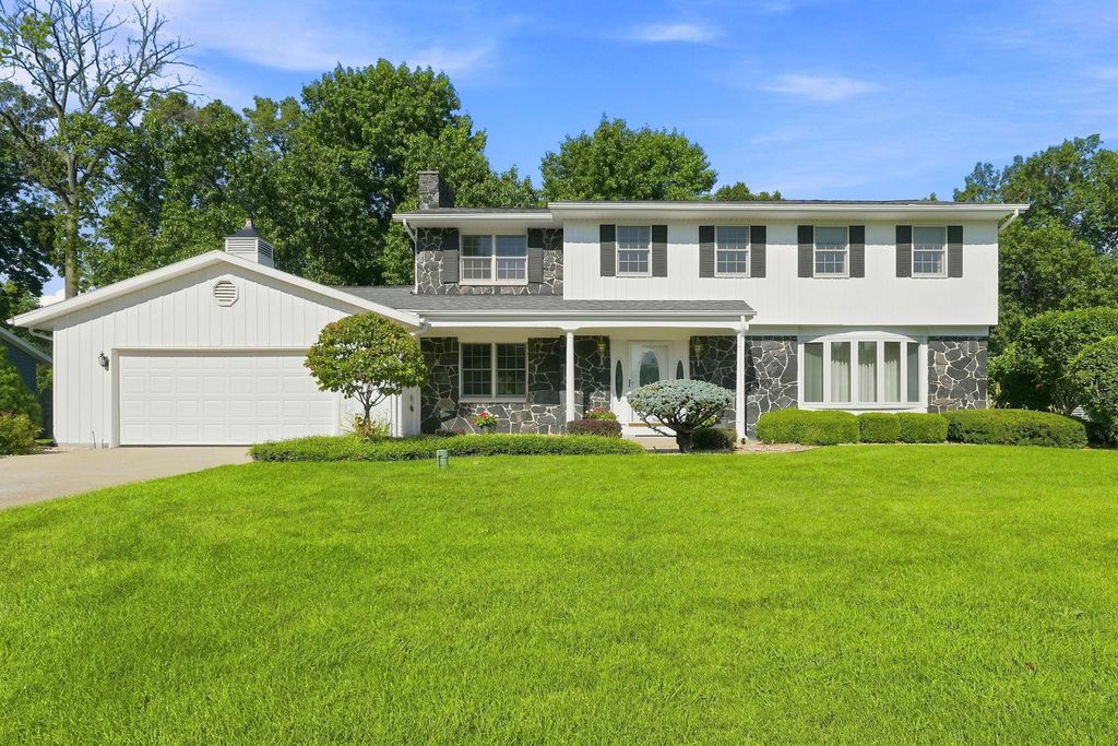 Photo of 59567 Spicewood Drive, Goshen, IN 46528 (MLS # 202629920)