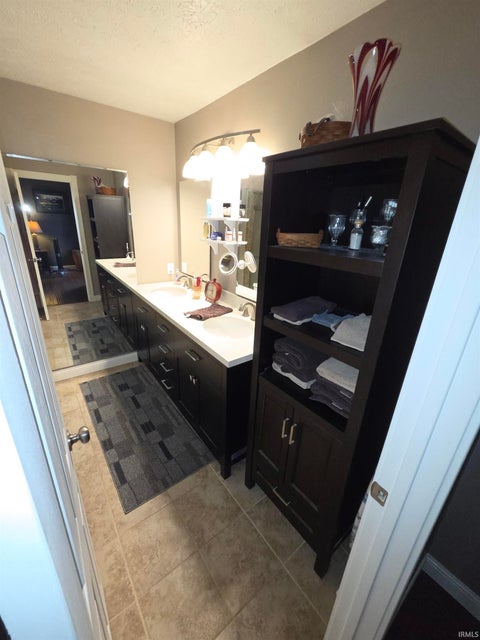 Tiny photo for 9103 W Bicycle Bluffs Lane, Delphi, IN 46923 (MLS # 202631322)