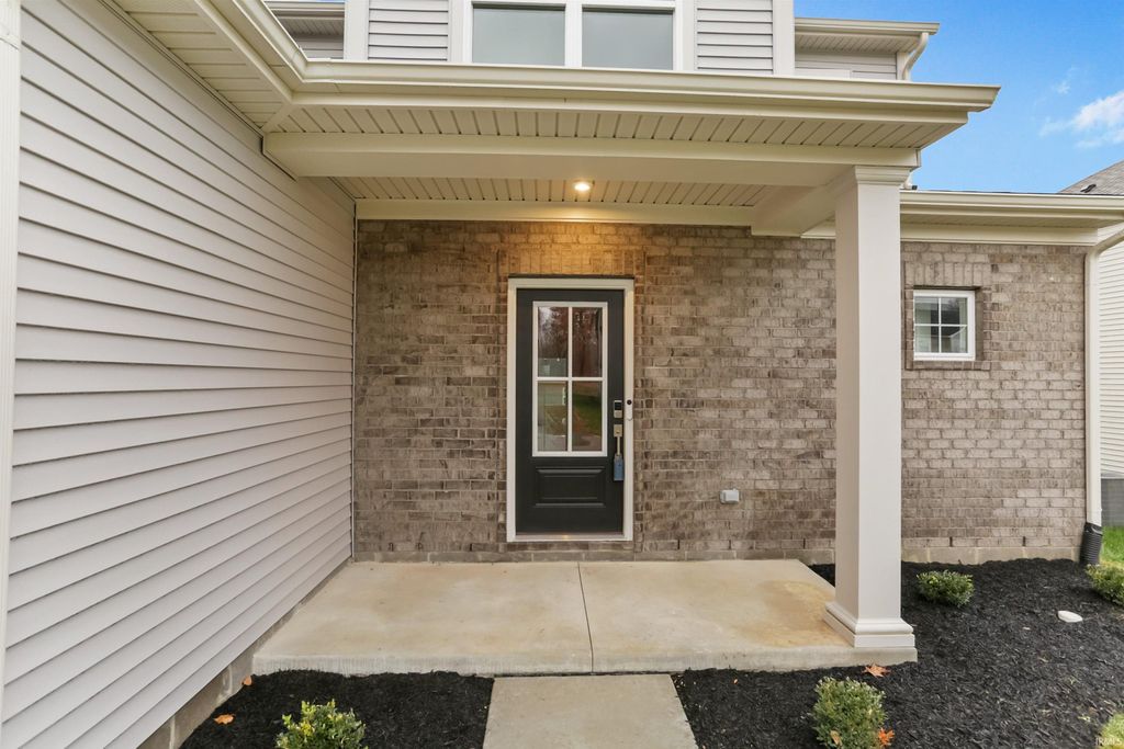 Photo of 2646 Marycrest Drive, Evansville, IN 47712 (MLS # 202546653)