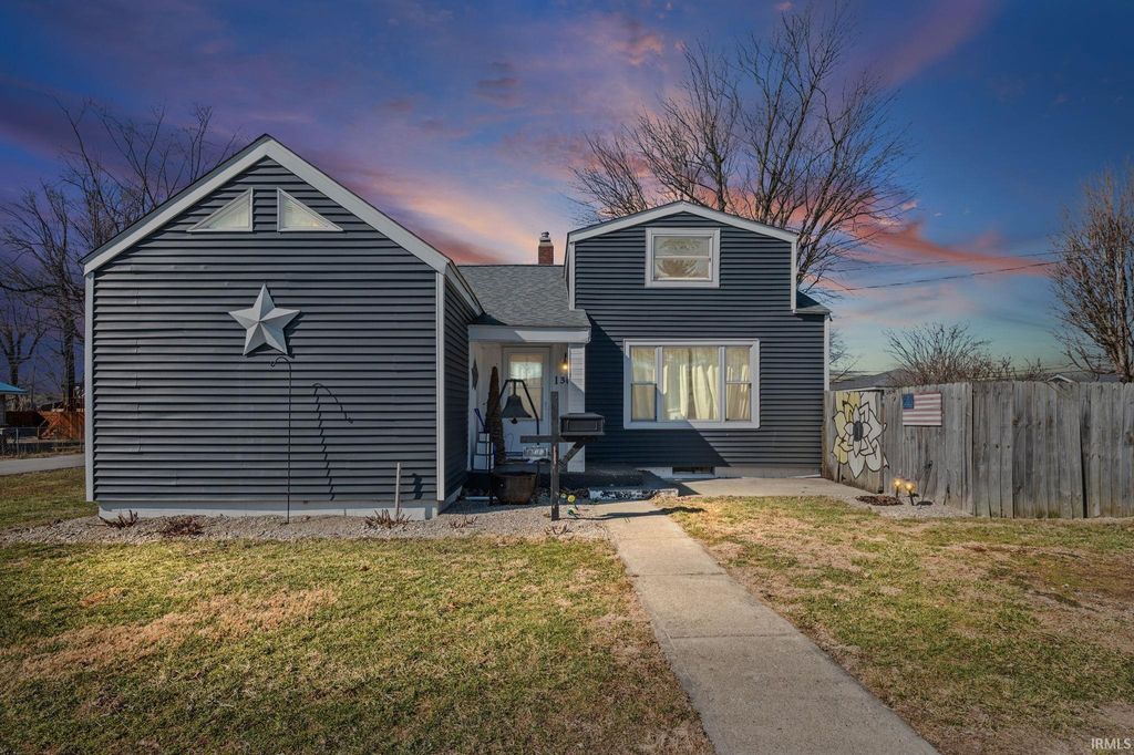 Photo of 1300 Myrtle Avenue, Frankfort, IN 46041 (MLS # 202606728)