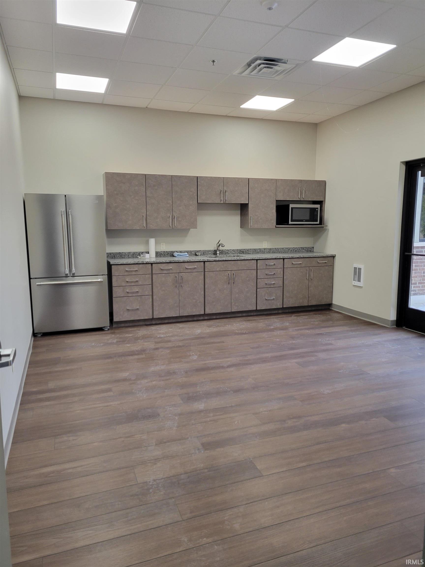 Elkhart, Indiana 46516, United States, ,Commercial,Active,74509