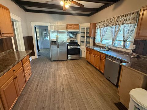 Tiny photo for 330 16th Street, Logansport, IN 46947 (MLS # 202539593)