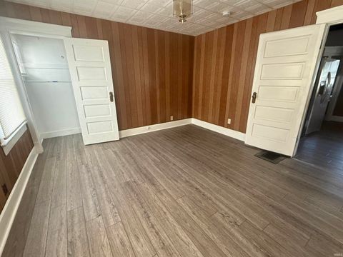 Tiny photo for 330 16th Street, Logansport, IN 46947 (MLS # 202539593)