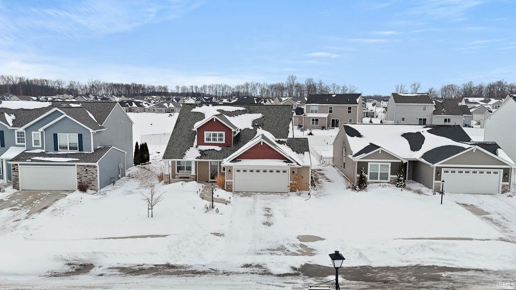 Photo of 14023 Aloes Passage, Fort Wayne, IN 46845 (MLS # 202602992)