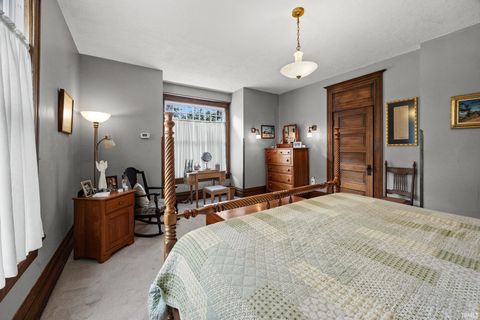 Tiny photo for 201 E Franklin Street, Delphi, IN 46923 (MLS # 202533922)