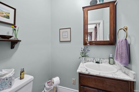 Tiny photo for 201 E Franklin Street, Delphi, IN 46923 (MLS # 202533922)