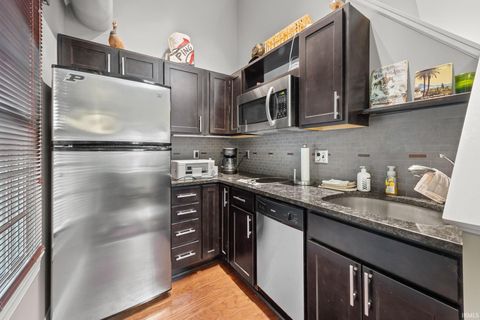 Tiny photo for 201 E Franklin Street, Delphi, IN 46923 (MLS # 202533922)