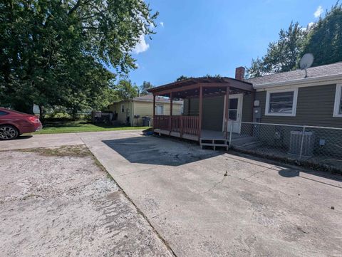 Tiny photo for 2000 N Dephos Street, Kokomo, IN 46901 (MLS # 202626419)