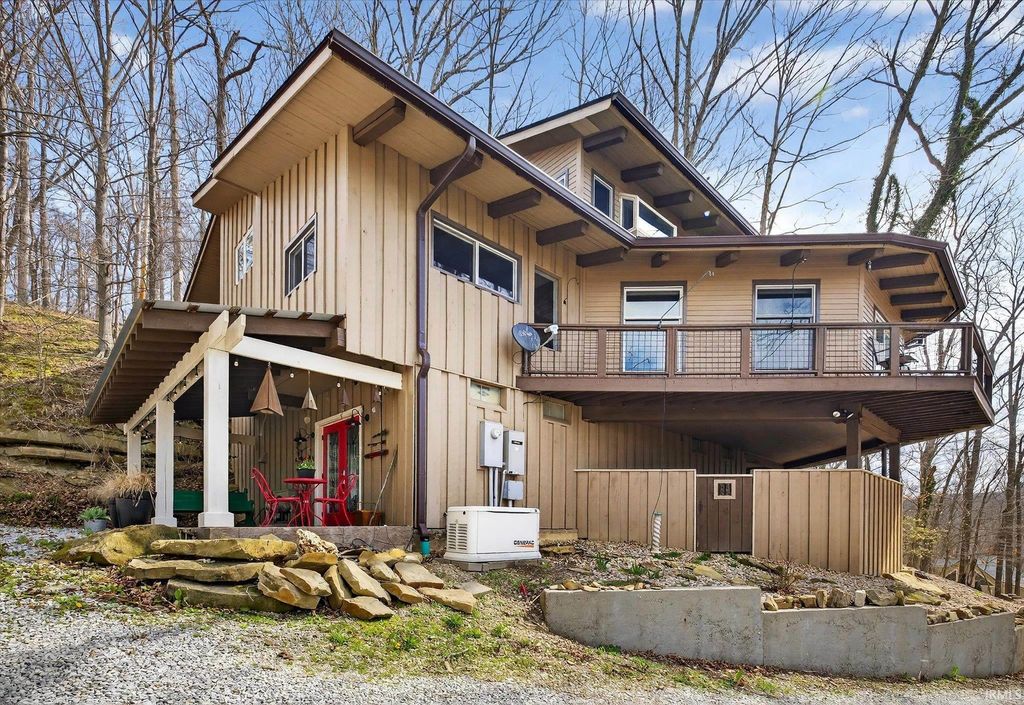 Photo of 3303 S Mcgowan Road, Bloomington, IN 47401 (MLS # 202611968)