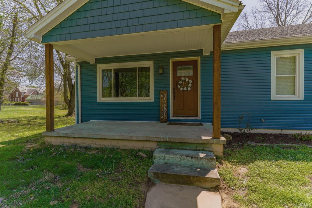 Photo of 211 W 8th Street, Grandview, IN 47615 (MLS # 202611796)