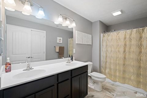 Tiny photo for 5601 Sandstone Avenue, Kokomo, IN 46901 (MLS # 202541472)