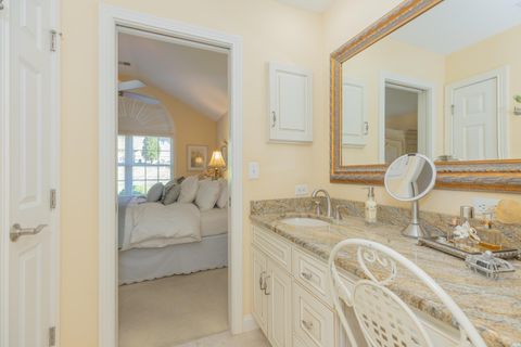 Tiny photo for 8131 Wolf Creek Court, Evansville, IN 47712 (MLS # 202612365)