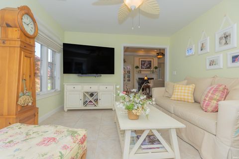 Tiny photo for 8131 Wolf Creek Court, Evansville, IN 47712 (MLS # 202612365)