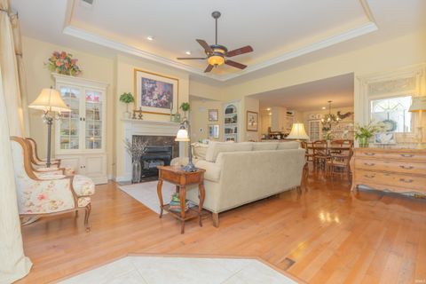 Tiny photo for 8131 Wolf Creek Court, Evansville, IN 47712 (MLS # 202612365)