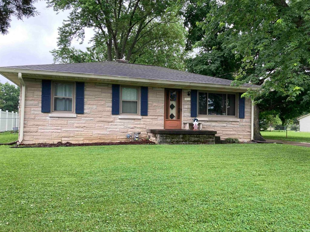 Photo of 2008 Joyce Avenue, Evansville, IN 47714 (MLS # 202619828)