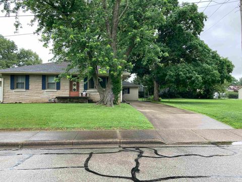 Photo of 2008 Joyce Avenue, Evansville, IN 47714 (MLS # 202619828)