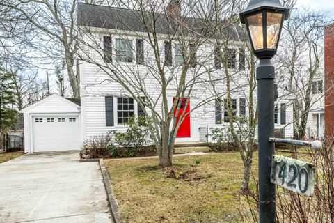 Photo of 1420 E Maxwell Lane, Bloomington, IN 47401 (MLS # 202611780)