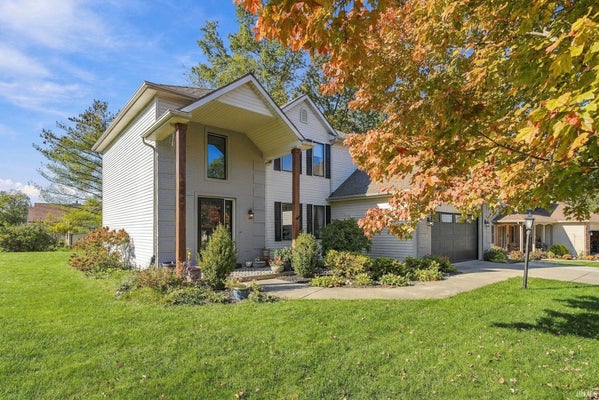10807 SMOKEY RIDGE PL, FORT WAYNE, IN 46818 - Image 54139a2a3e6bec9599e80bc50469ddd0/3376513791