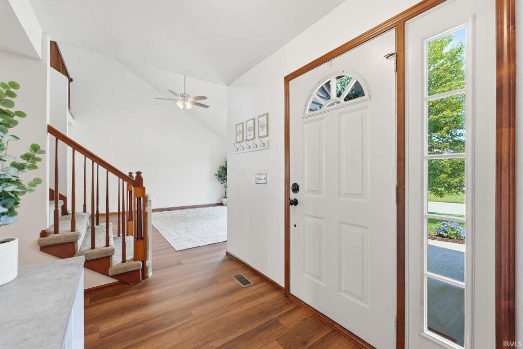 Photo of 14723 Buckthorn Court, Fort Wayne, IN 46814 (MLS # 202627821)