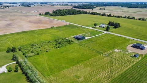 Tiny photo for 9630 E 00 Ns Road, Greentown, IN 46936 (MLS # 202622489)
