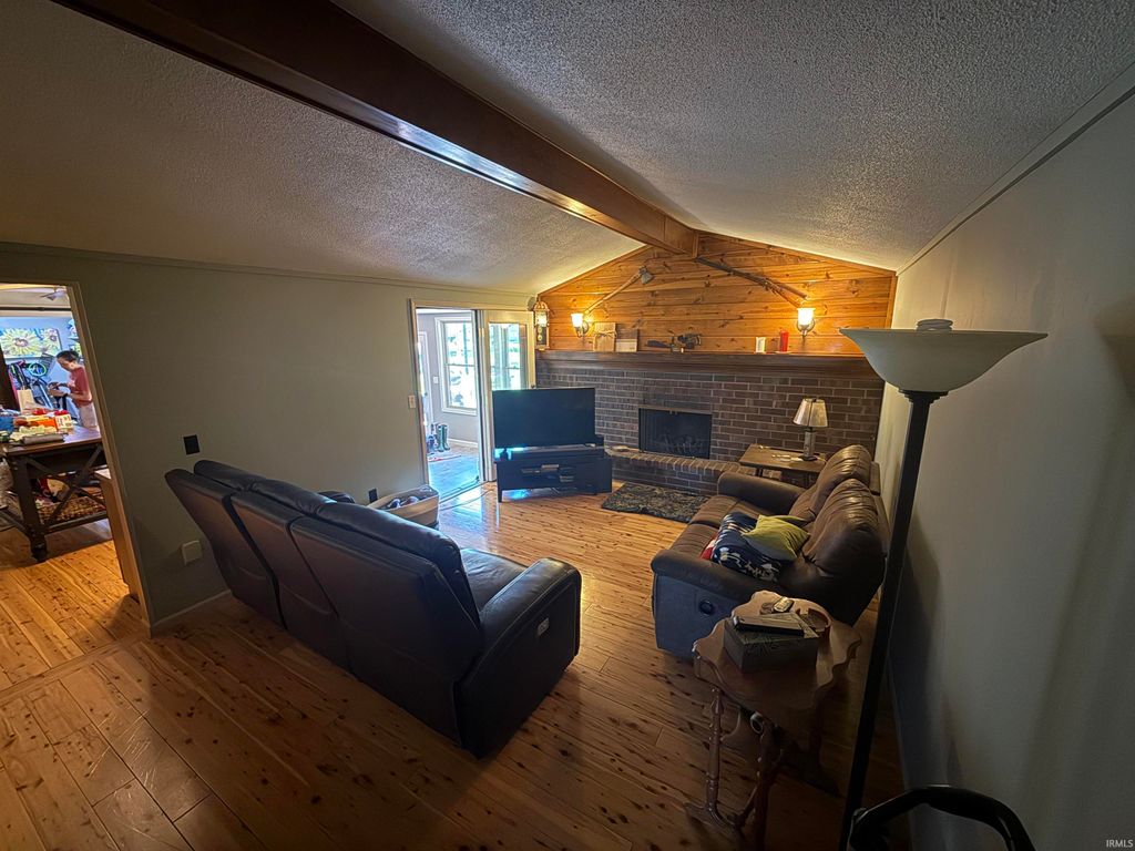 Photo of 13315 Lakeview Drive, Leo, IN 46765 (MLS # 202621125)
