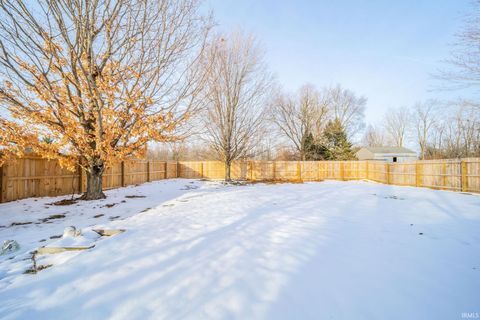 Tiny photo for 9620 W Delphi Pike, Converse, IN 46919 (MLS # 202548625)