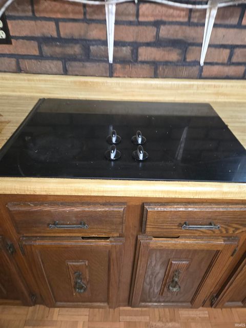 Tiny photo for 9264 S State Rd 57 Highway, Elberfeld, IN 47613 (MLS # 202600266)