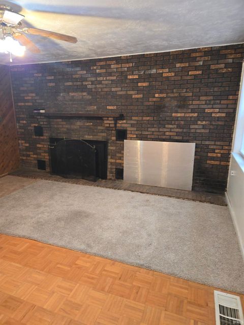 Tiny photo for 9264 S State Rd 57 Highway, Elberfeld, IN 47613 (MLS # 202600266)