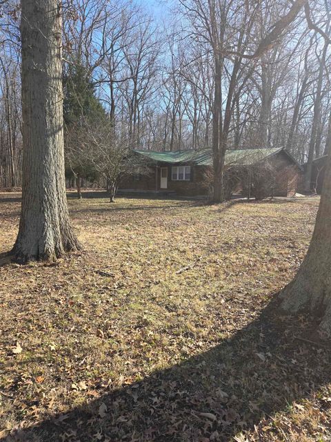 Tiny photo for 9264 S State Rd 57 Highway, Elberfeld, IN 47613 (MLS # 202600266)